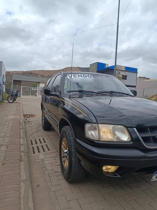 CHEVROLET BLAZER 4.3 SFI DLX EXECUTIVE 4X2 V6 12V GASOLINA 4P MANUAL